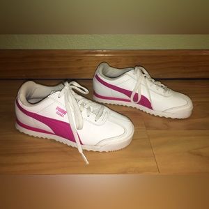 Girls Puma Roma White & Pink Sneakers Sz 2